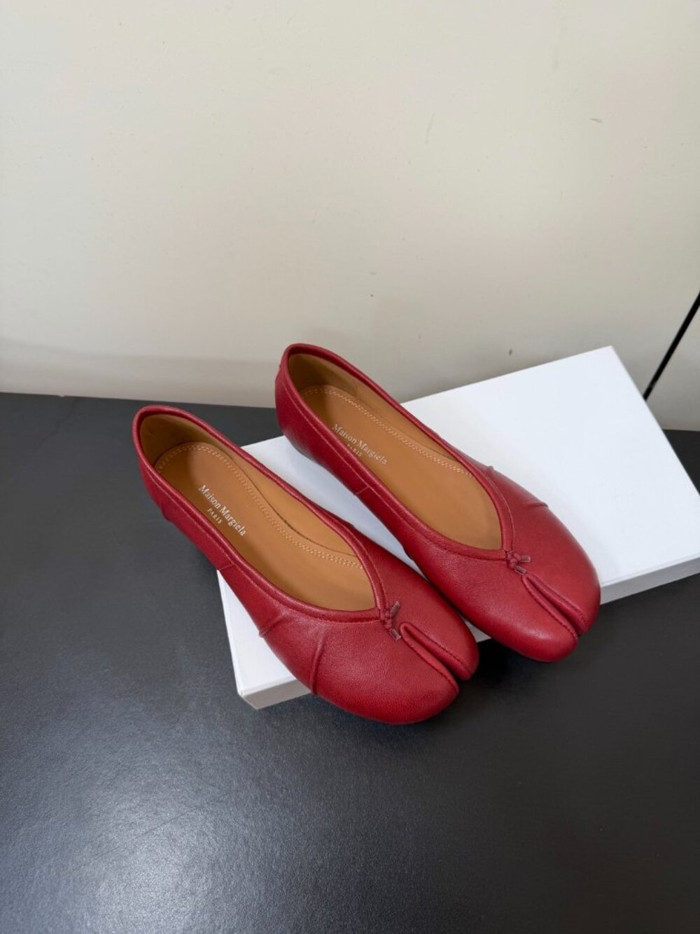 Maison Martin Margiela Tabi Ballet Flats - Picture 2 of 9